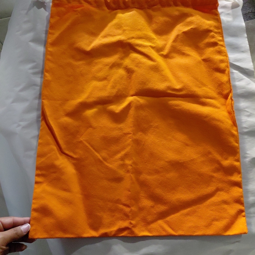 MAC Cosmetics Orange Drawstring Bag - Picture 3 of 5